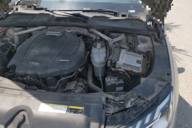 Used Audi A4L 2020 40 TFSI Luxury Dynamic Model Engine Bay Left