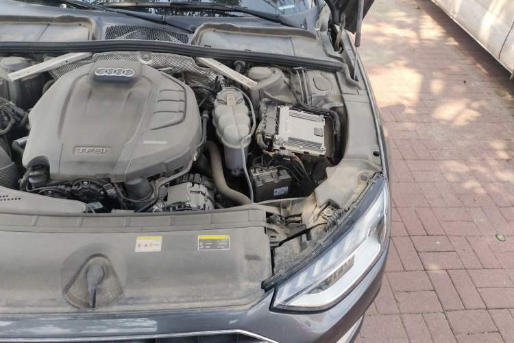 Used Audi A4L 2020 40 TFSI Luxury Prestige Edition Engine Bay Left