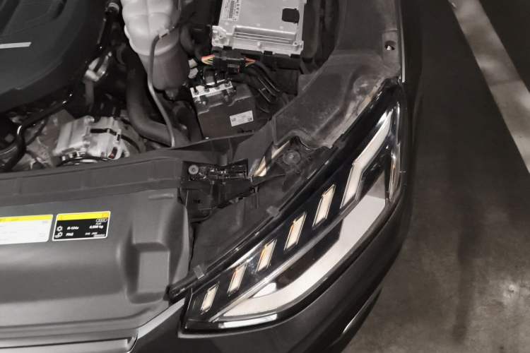 Used Audi A4L 2020 40 TFSI Fashion Dynamic Model Engine Bay Left