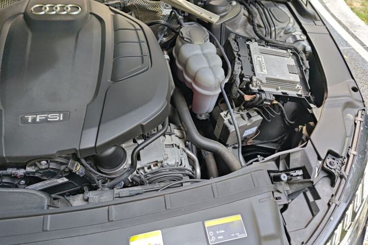 Used Audi A4L 2020 40 TFSI Fashion Dynamic Model Engine Bay Left