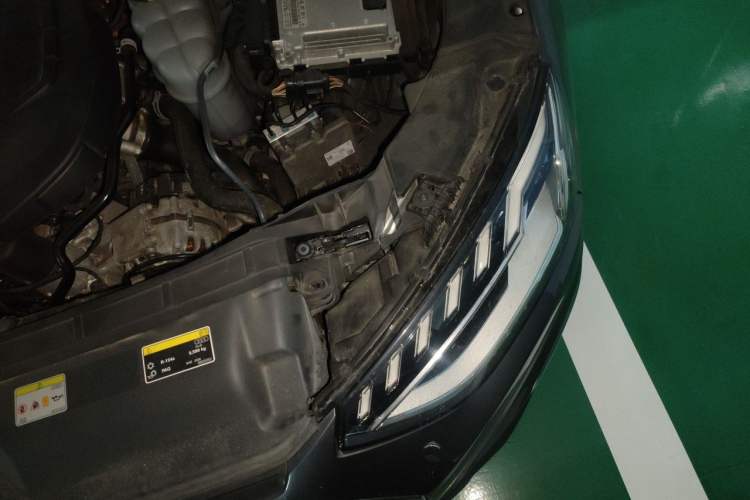 Used Audi A4L 2020 40 TFSI Fashion Dynamic Model Engine Bay Left