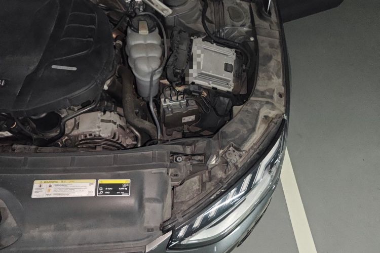 Used Audi A4L 2020 40 TFSI Luxury Dynamic Model Engine Bay Left