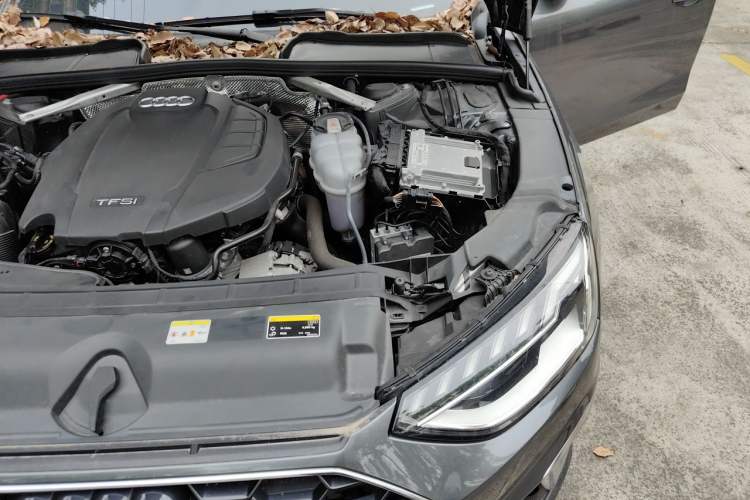 Used Audi A4L 2020 40 TFSI Fashion Dynamic Model Engine Bay Left