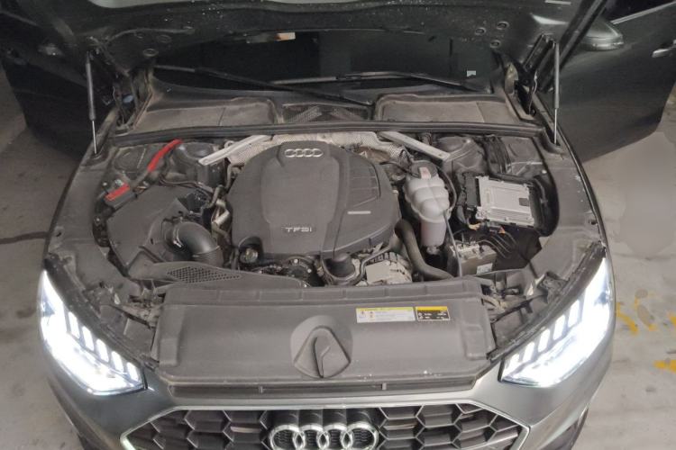 Used Audi A4L 2020 40 TFSI Luxury Dynamic Model Engine Bay