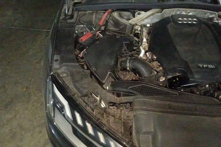 Used Audi A4L 2020 40 TFSI Fashion Dynamic Model Engine Bay Right