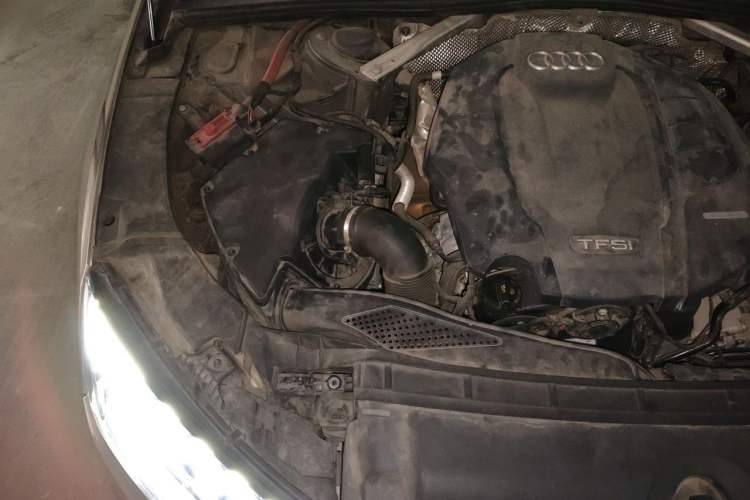 Used Audi A4L 2020 35 TFSI Fashion Dynamic Model Engine Bay Right