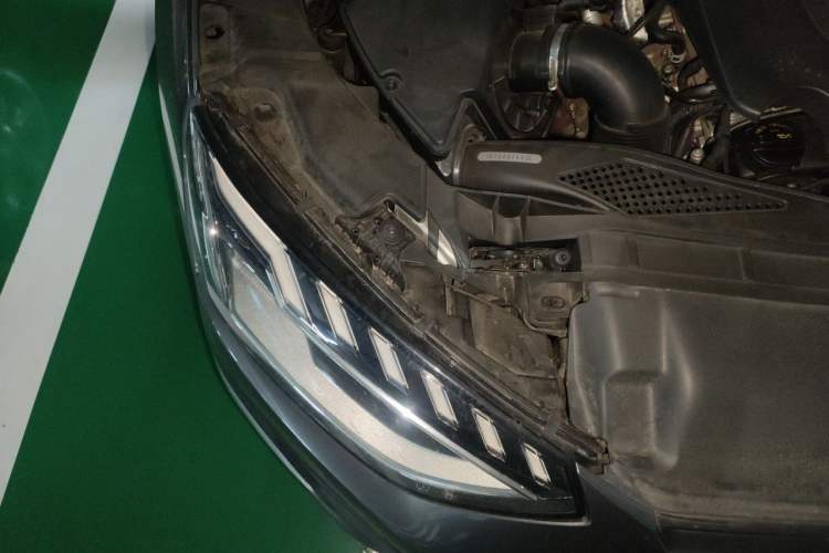 Used Audi A4L 2020 40 TFSI Fashion Dynamic Model Engine Bay Right
