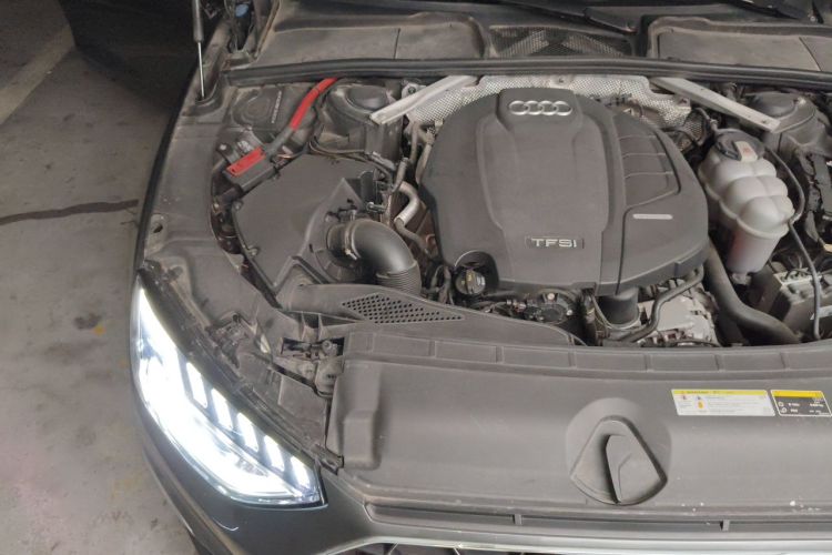 Used Audi A4L 2020 40 TFSI Luxury Dynamic Model Engine Bay Right