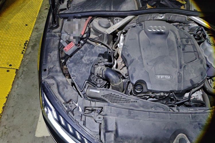 Used Audi A4L 2020 40 TFSI Fashion Dynamic Model Engine Bay Right