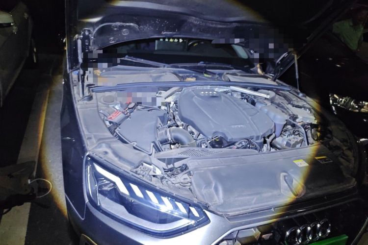 Used Audi A4L 2020 40 TFSI Luxury Dynamic Model Engine Bay Right