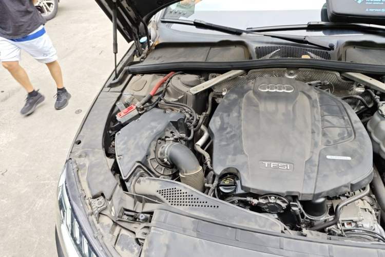 Used Audi A4L 2020 40 TFSI Fashion Dynamic Model Engine Bay Right