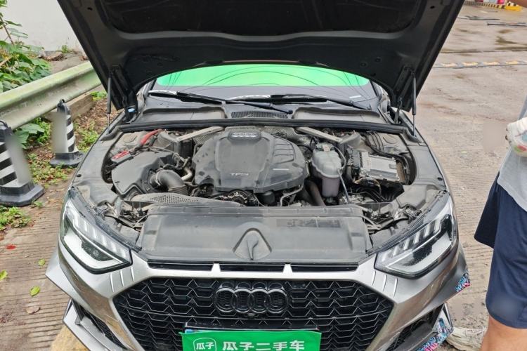Used Audi A4L 2020 40 TFSI Luxury Dynamic Model Engine Bay