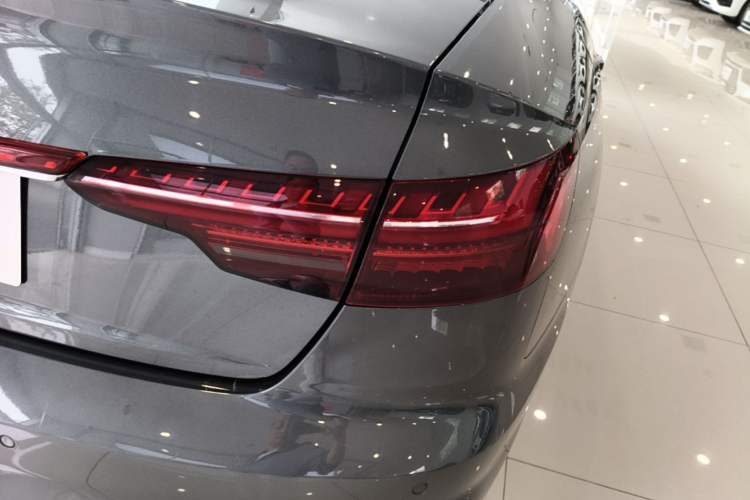 Used Audi A4L 2020 40 TFSI Fashion Dynamic Model Exterior 3