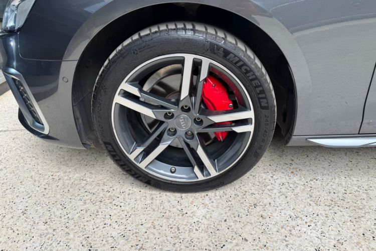 Used Audi A4L 2020 40 TFSI quattro Luxury Dynamic Model Exterior 5