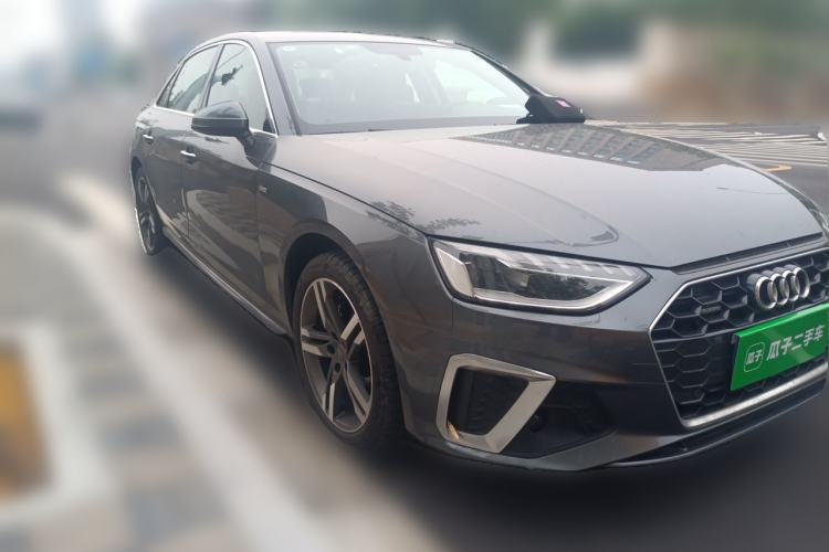 Used Audi A4L 2020 40 TFSI quattro Luxury Dynamic Model Front Right 45 Deg