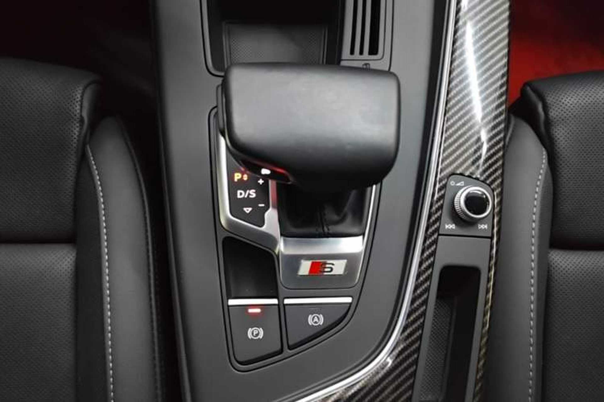 Used Audi A4L 2020 40 TFSI Fashion Dynamic Model Gear Lever