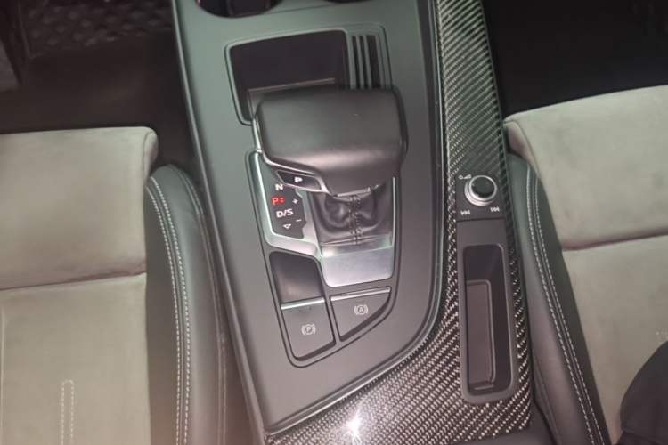 Used Audi A4L 2020 45 TFSI quattro Prestige Dynamic Edition Gear Lever