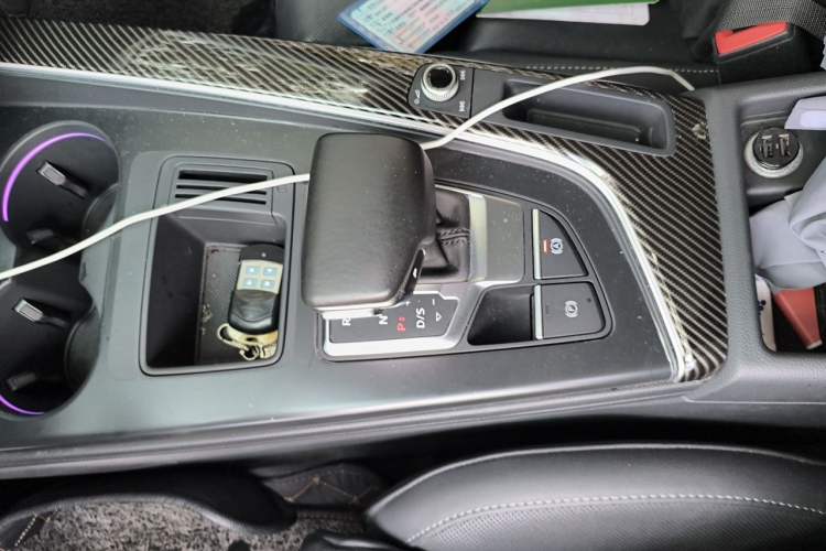 Used Audi A4L 2020 40 TFSI Fashion Dynamic Model Gear Lever