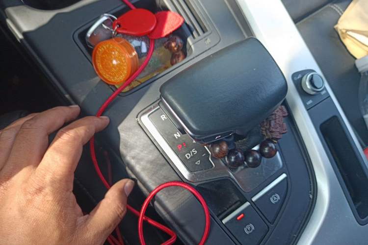 Used Audi A4L 2020 40 TFSI Fashion Dynamic Model Gear Lever