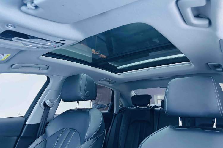 Used Audi A4L 2020 40 TFSI Fashion Dynamic Model Headliner