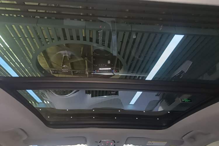 Used Audi A4L 2020 40 TFSI quattro Luxury Dynamic Model Headliner