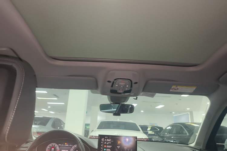 Used Audi A4L 2020 45 TFSI quattro Prestige Dynamic Edition Headliner