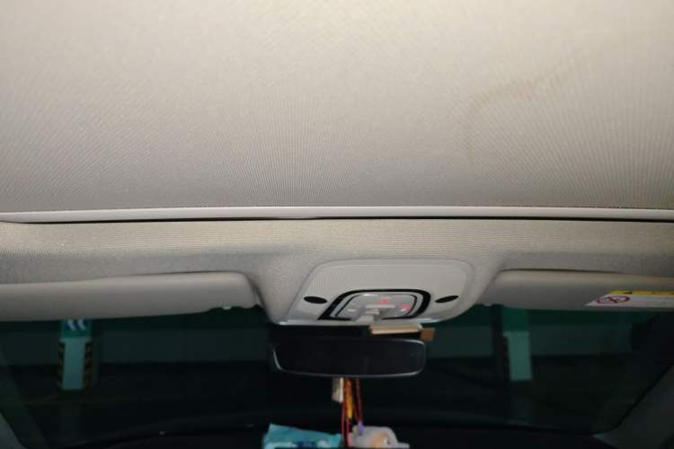 Used Audi A4L 2020 40 TFSI Luxury Dynamic Model Headliner