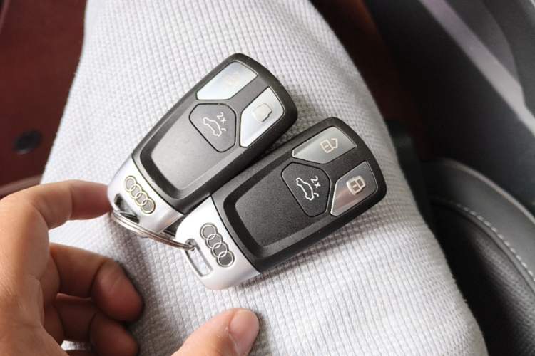 Used Audi A4L 2020 40 TFSI Fashion Dynamic Model Interior 1