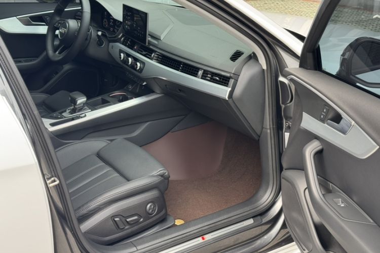 Used Audi A4L 2020 40 TFSI Fashion Dynamic Model Interior 11
