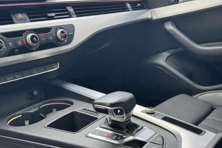 Used Audi A4L 2020 40 TFSI Fashion Dynamic Model Interior 4