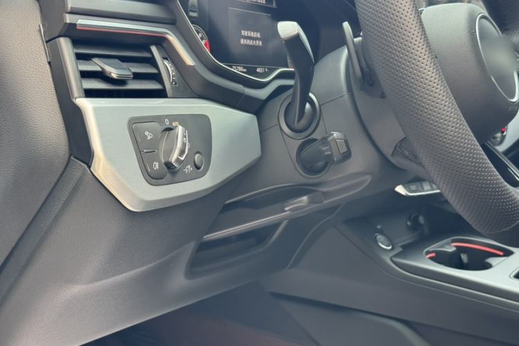 Used Audi A4L 2020 40 TFSI Fashion Dynamic Model Interior 9