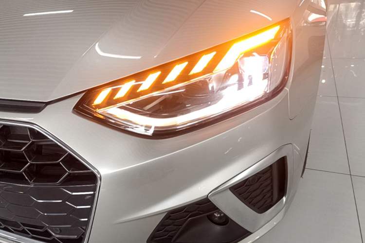 Used Audi A4L 2020 40 TFSI Fashion Dynamic Model Left Front Headlight