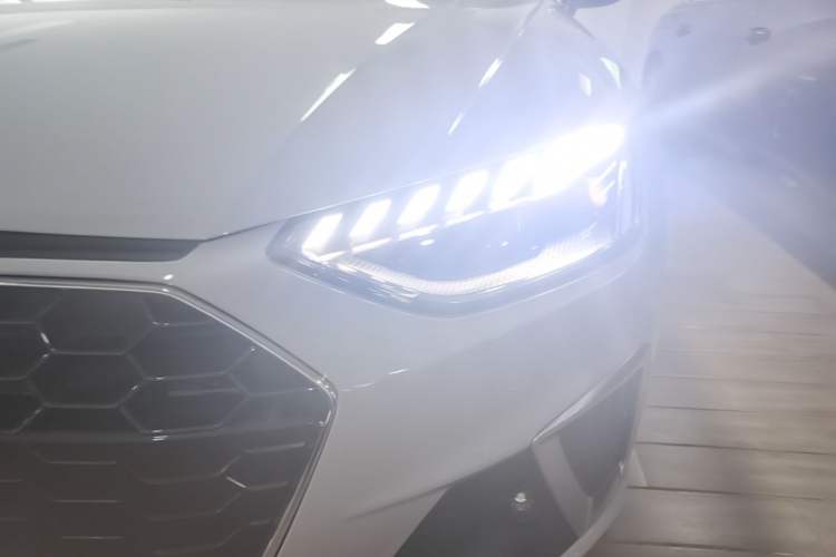 Used Audi A4L 2020 45 TFSI quattro Prestige Dynamic Edition Left Front Headlight
