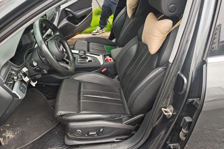Used Audi A4L 2020 40 TFSI Fashion Dynamic Model Left Front Seat