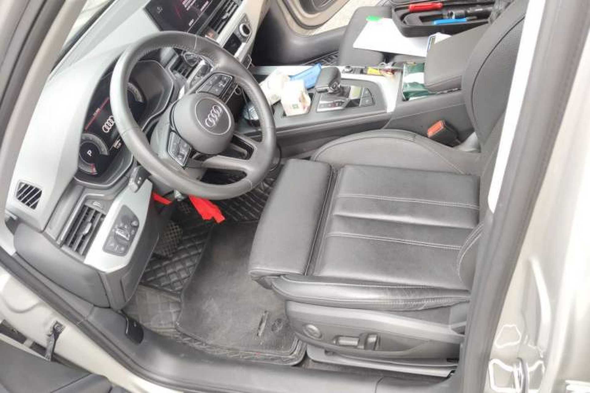 Used Audi A4L 2020 40 TFSI Luxury Dynamic Model Left Front Seat