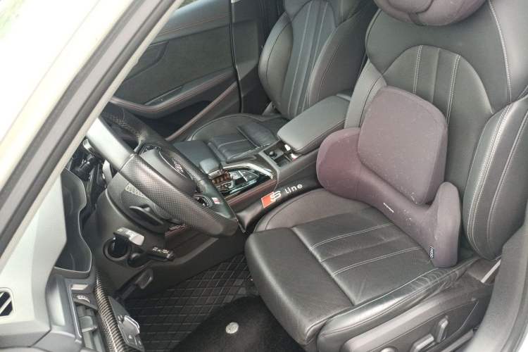 Used Audi A4L 2020 40 TFSI Fashion Dynamic Model Left Front Seat