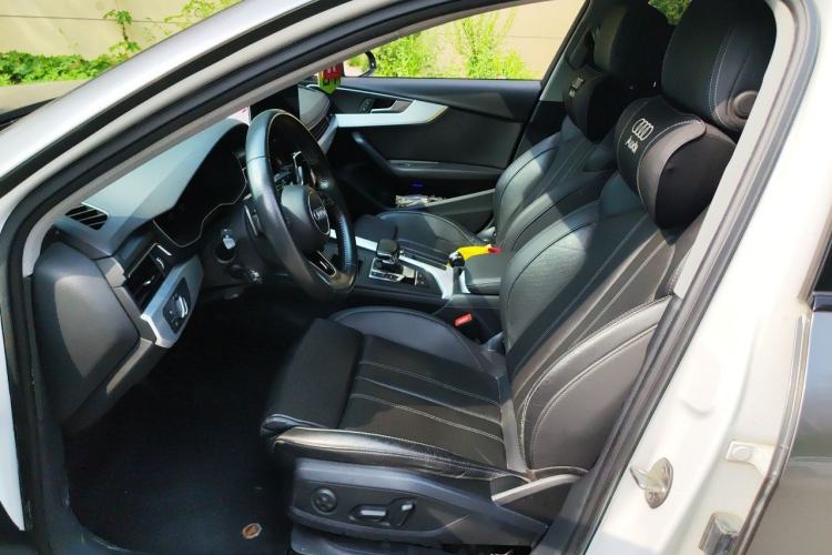 Used Audi A4L 2020 40 TFSI Fashion Dynamic Model Left Front Seat