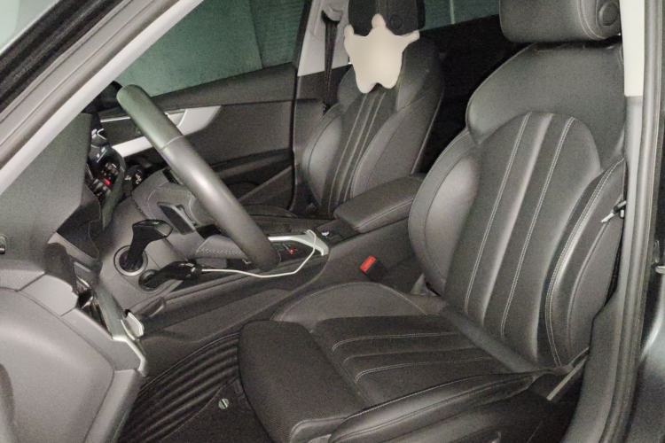 Used Audi A4L 2020 40 TFSI Luxury Dynamic Model Left Front Seat
