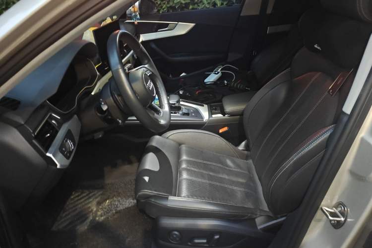 Used Audi A4L 2020 40 TFSI Fashion Dynamic Model Left Front Seat