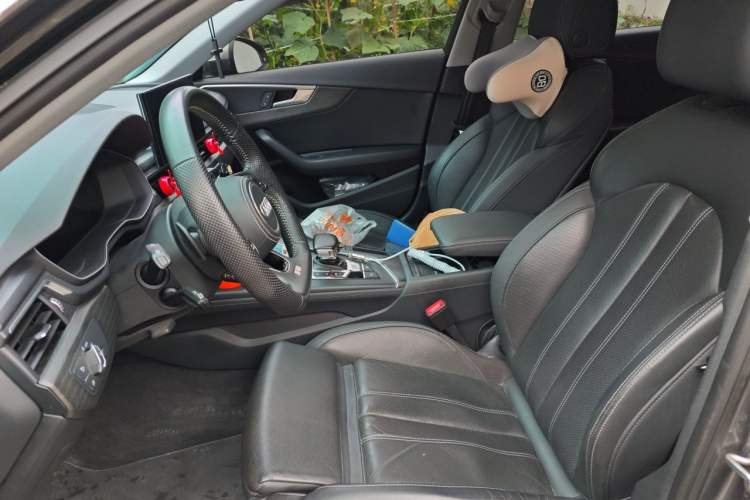 Used Audi A4L 2020 40 TFSI Luxury Dynamic Model Left Front Seat