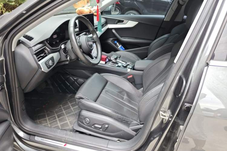 Used Audi A4L 2020 40 TFSI Fashion Dynamic Model Left Front Seat