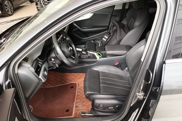 Used Audi A4L 2020 40 TFSI Fashion Dynamic Model Left Front Seat