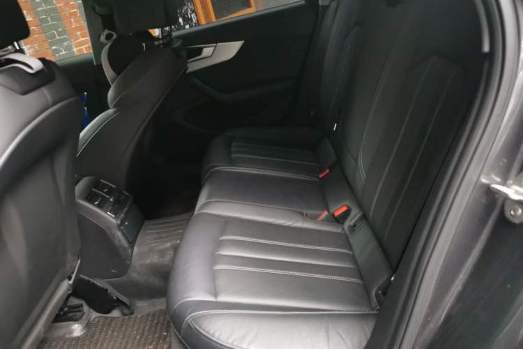 Used Audi A4L 2020 40 TFSI Fashion Dynamic Model Left Rear Seat