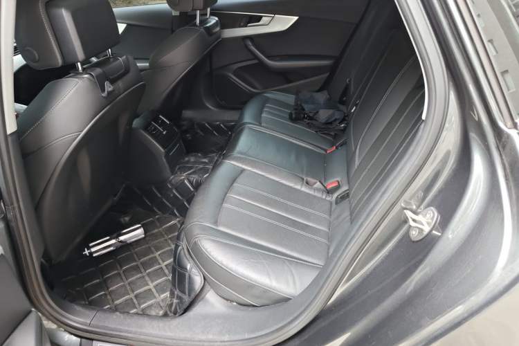 Used Audi A4L 2020 40 TFSI Fashion Dynamic Model Left Rear Seat