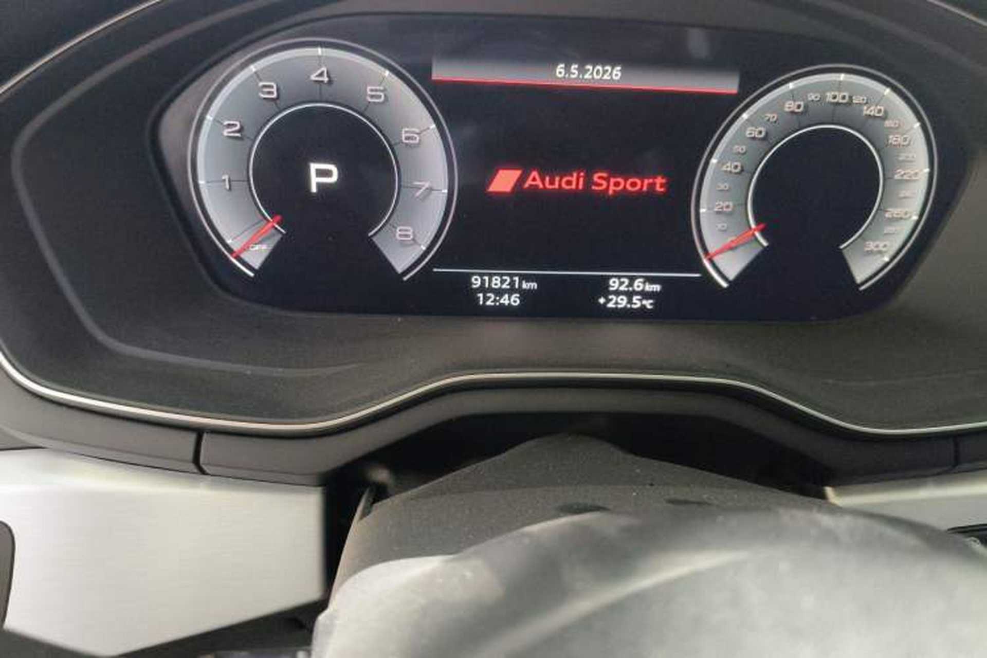Used Audi A4L 2020 40 TFSI Luxury Dynamic Model Odometer Close Up