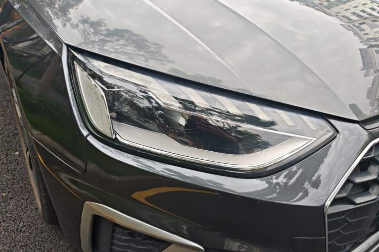 Used Audi A4L 2020 40 TFSI Fashion Dynamic Model Right Front Headlight
