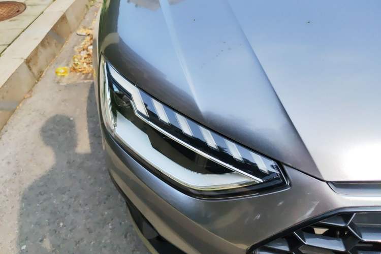 Used Audi A4L 2020 40 TFSI Fashion Dynamic Model Right Front Headlight