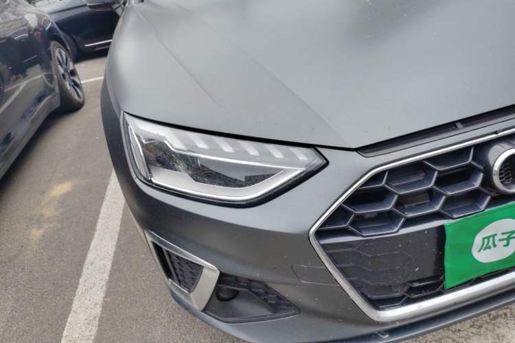 Used Audi A4L 2020 40 TFSI Fashionable and Elegant Model Right Front Headlight