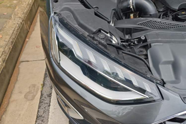Used Audi A4L 2020 40 TFSI Luxury Dynamic Model Right Front Headlight