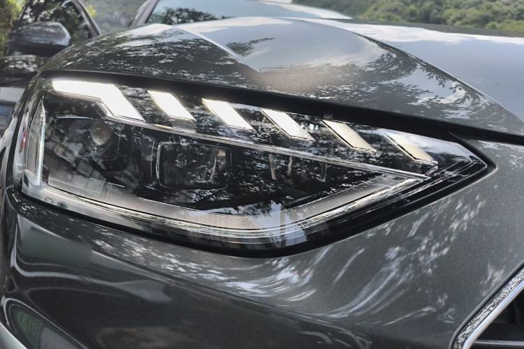 Used Audi A4L 2020 40 TFSI Fashion Dynamic Model Right Front Headlight